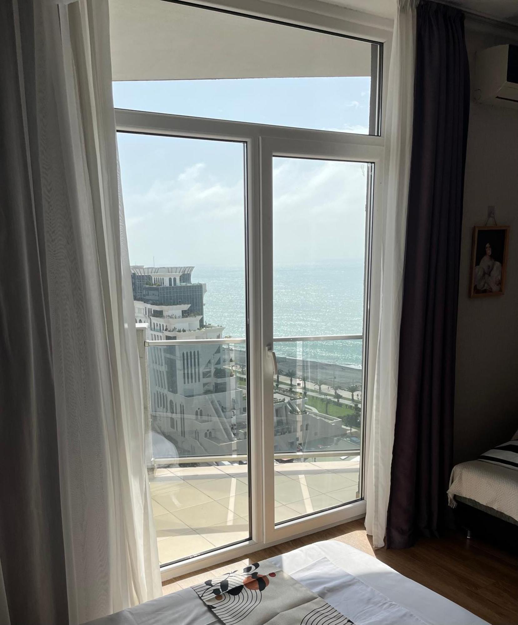 Апартаменты Sea Towers Lux 17-05 Батуми Экстерьер фото